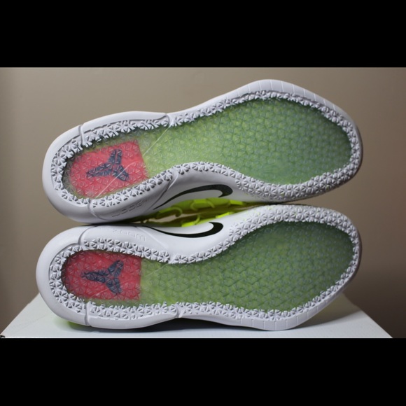 Kobe A.D. NXT HMD Volt - Picture 8 of 8